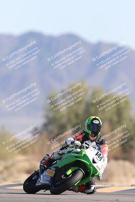 media/Jan-17-2026-CVMA (Sat) [[ab348a895b]]/Race 4-Formula Middleweight/